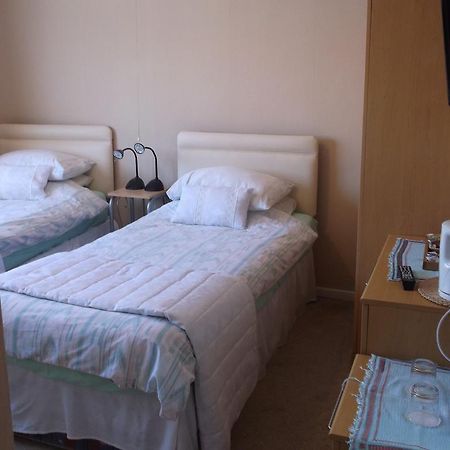 Tremains Guest House Bridgend  Camera foto