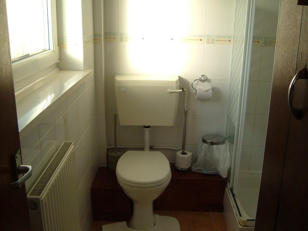 Tremains Guest House Bridgend  Camera foto