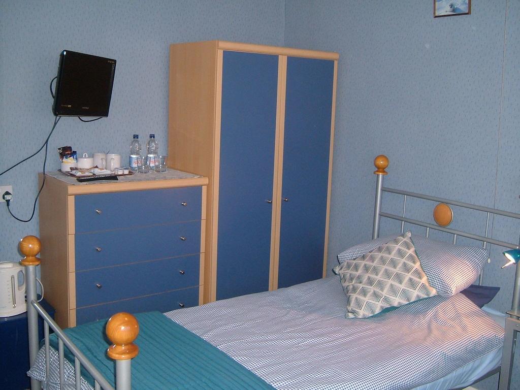 Tremains Guest House Bridgend  Camera foto